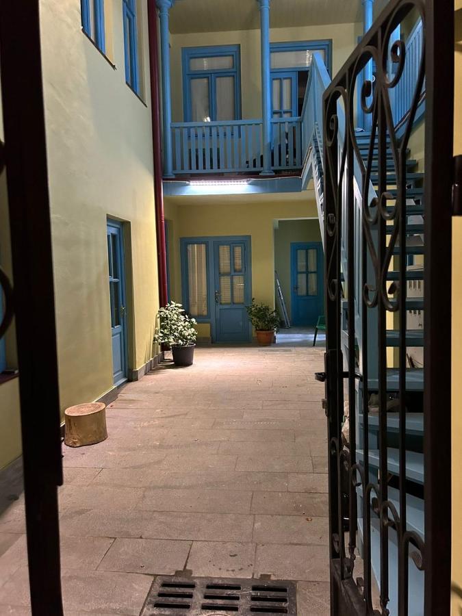 Apartment White Corner In Old Tbilisi